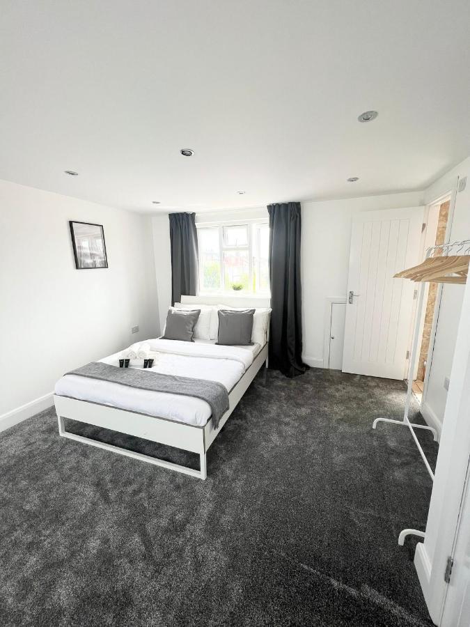 Stunning Flat In Greater London Hotel Exterior foto